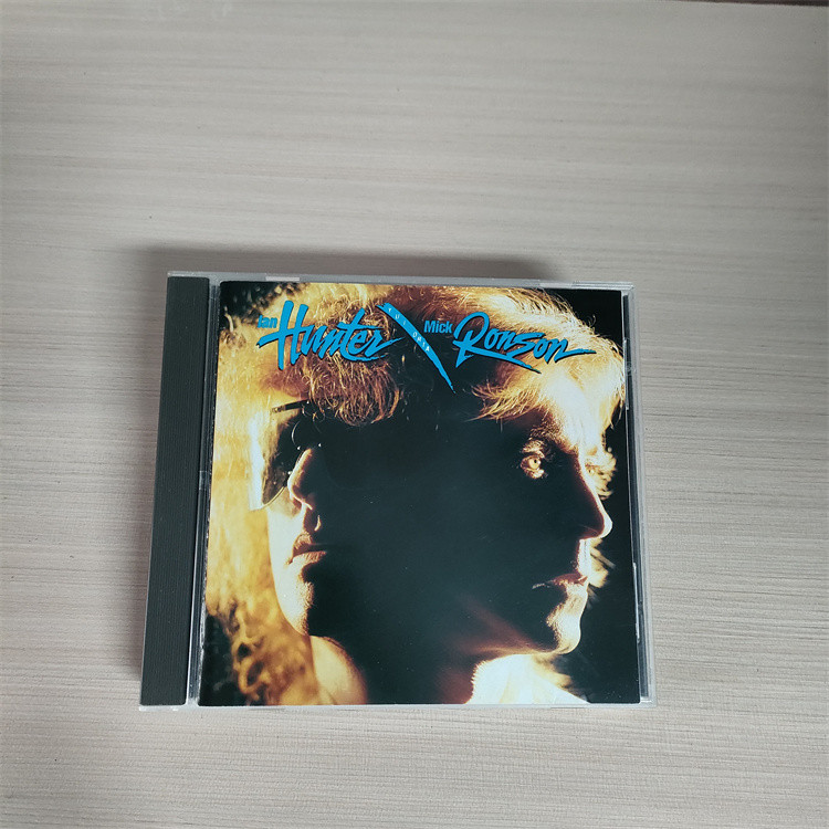 7836(ฉบับญี่ปุ่น ) YUI Orta Ian Hunter Mick Ronson laojie