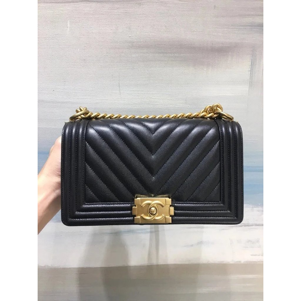 กระเป๋าโซ่ CHANEL Chanel