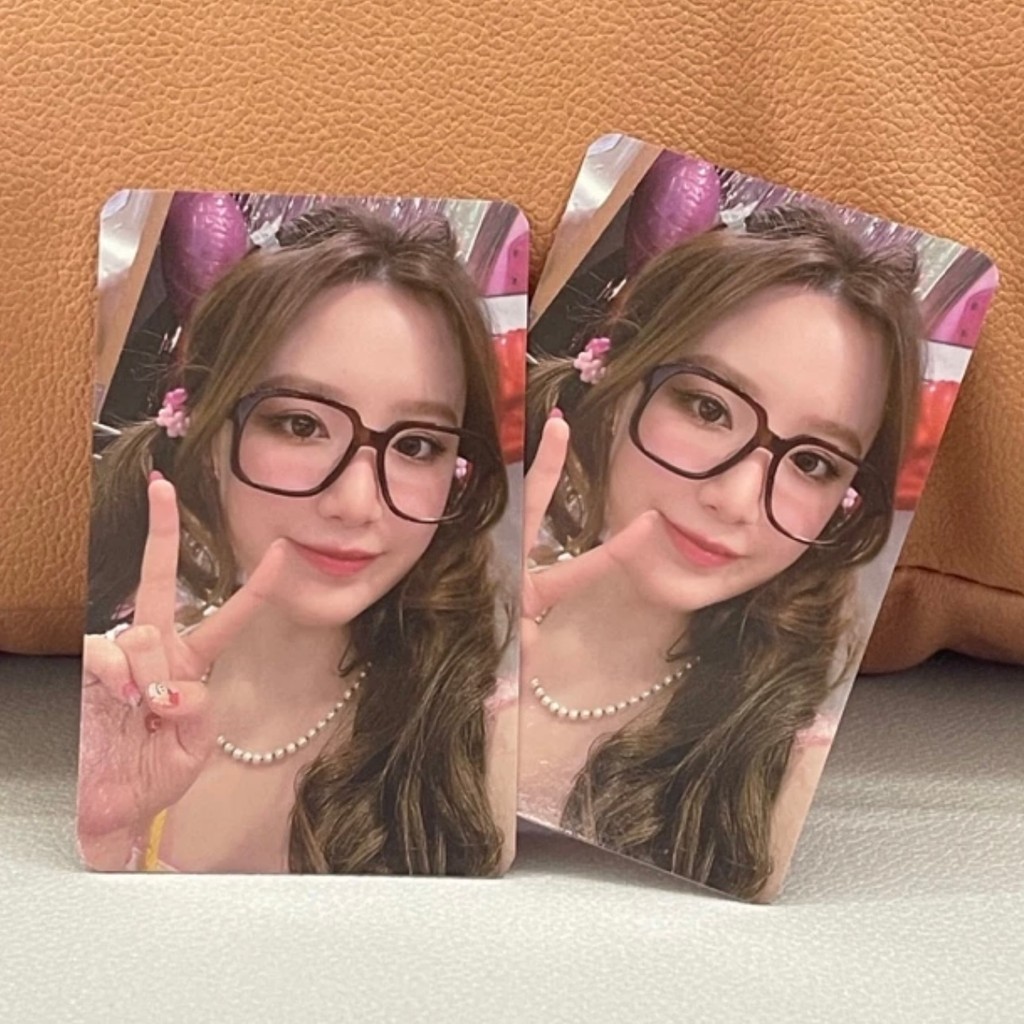 พร้อมสต็อก (G) I-DLE การ์ดพิเศษแว่นตาปัดการ์ดขนาดเล็ก ms3.0 Ye Shuhua แปรงขนมปังการ์ดขนาดเล็กของแท้