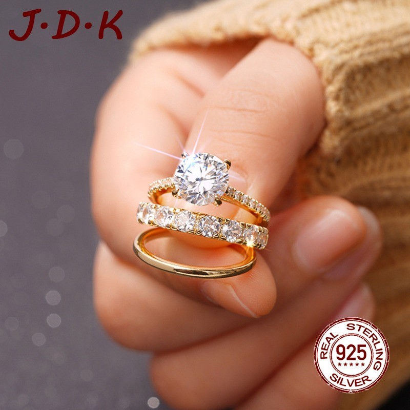 ชุดสามชิ้นแหวนเพทายทอง JDK 18K