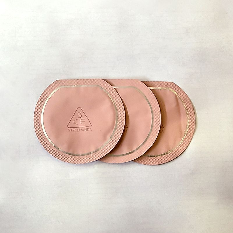 3CE Water Mist Powder Air Cushion Foundation P01 ตัวอย่าง 1g Air Cushion Test Color Card Cream ผิวผิ