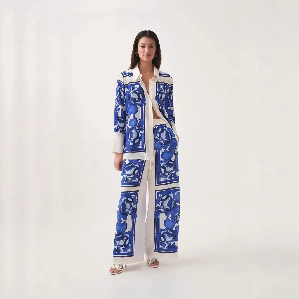 M4KB Blue พิมพ์ซาตินเสื้อแขนยาวกางเกงชุดสองชิ้น Artistic Rich Granny สูท