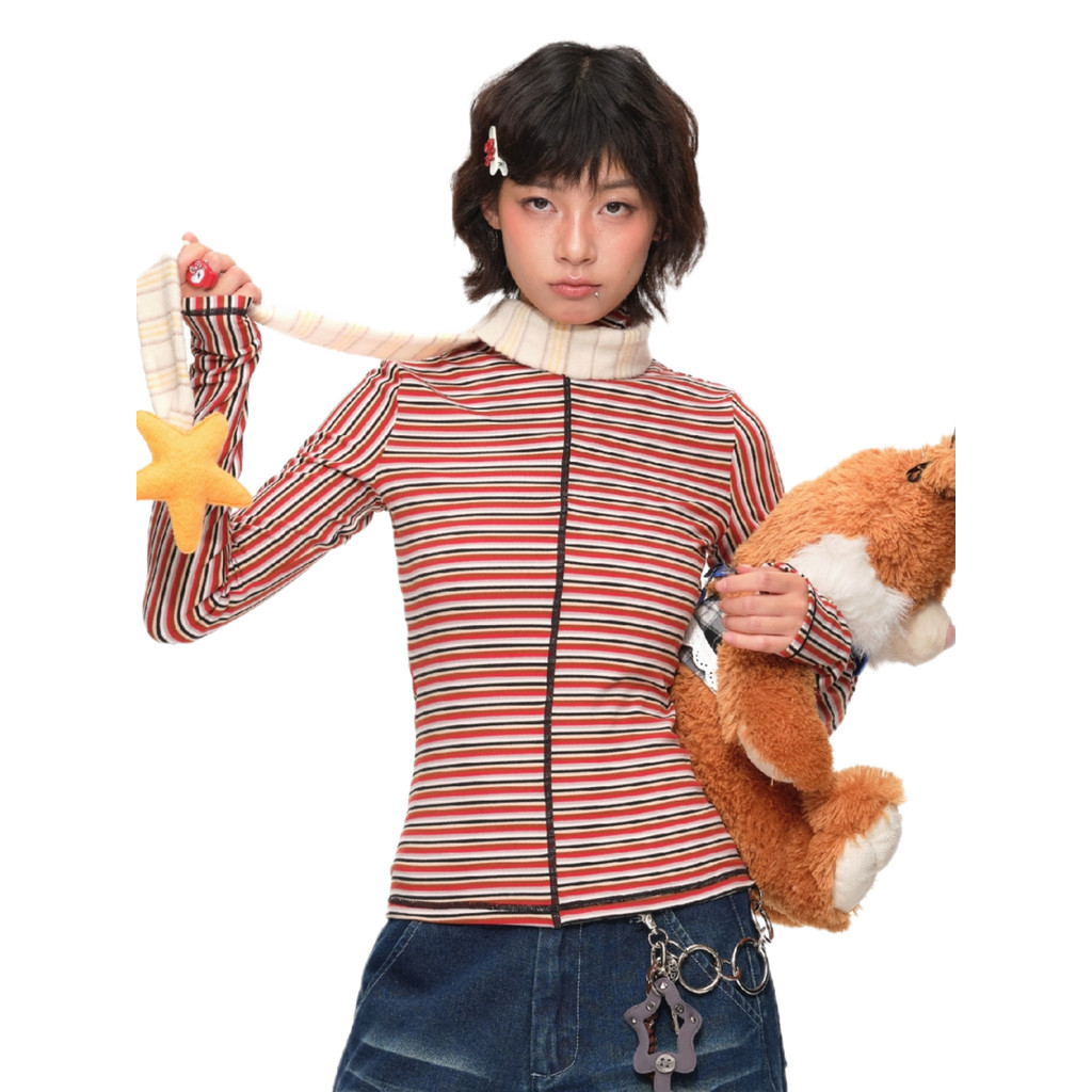 Oink oink สีแดงสีดําสีขาวลายครึ่งคอสูง Bottoming Layered ด้านในอบอุ่นแขนยาว All-Match T