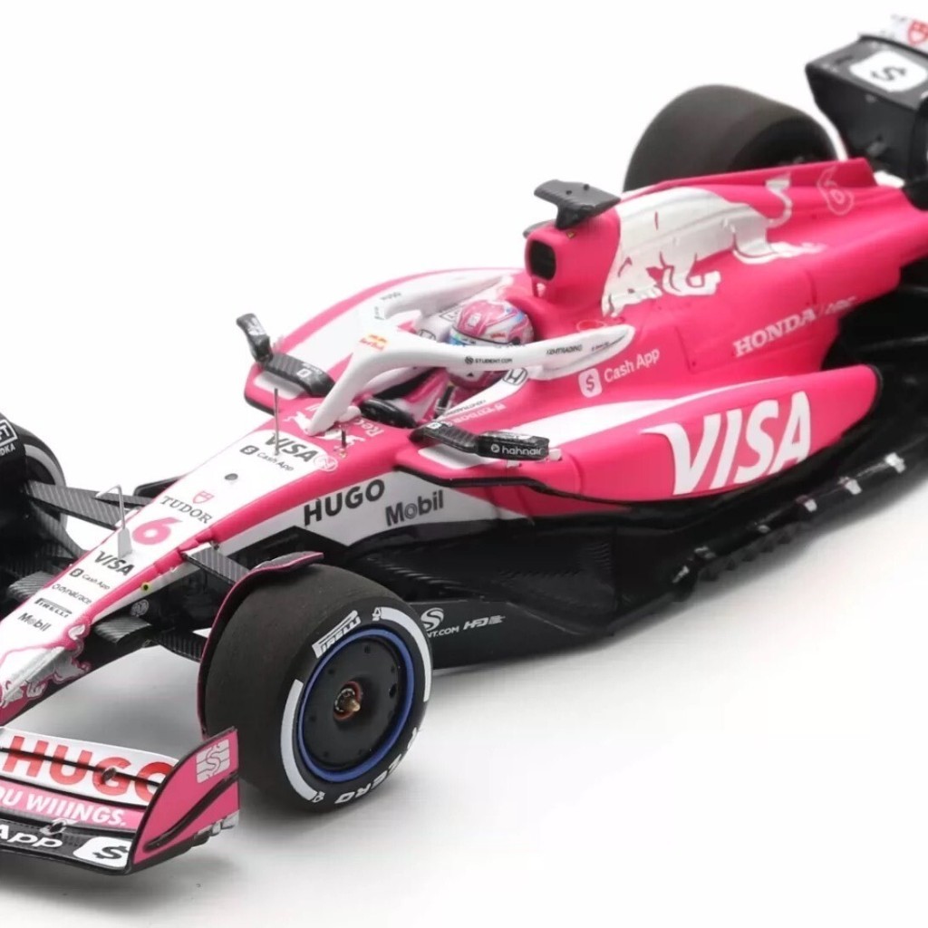 [สต๊อกพร้อม] SPARK รุ่น 1/43 2025 Miami Red Bull Second Team VCARB 02 6 #Hajar Pink Bull Ready Stock