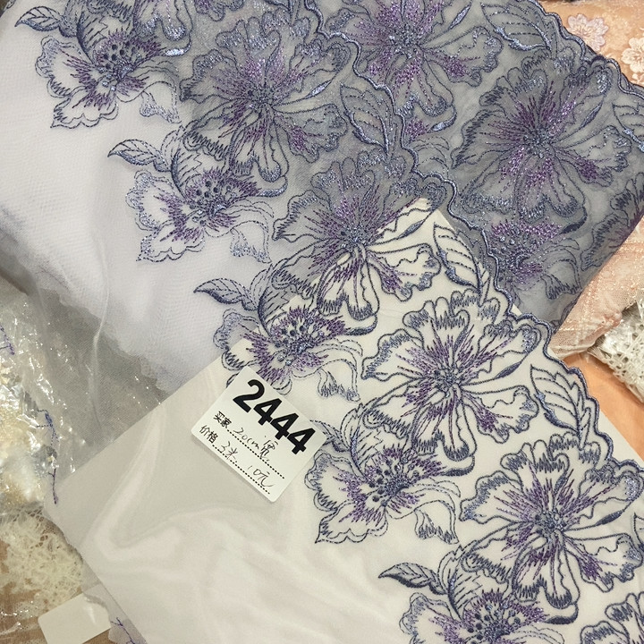 สิงหาคม 27th Lace Live 2444,3m