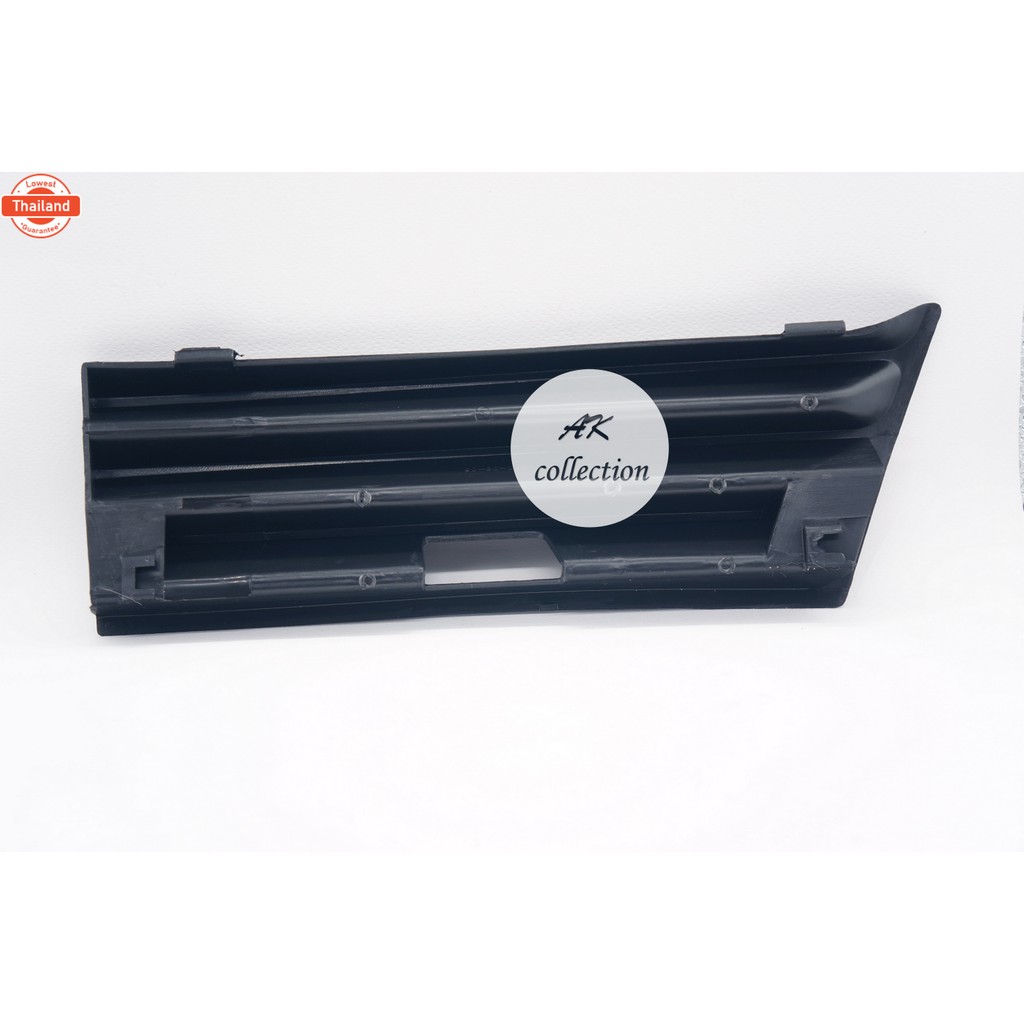 BENZ ฝาปิดที่ลากรถกันชนหน้า ฝาปิดที่ลากรถ  กันชนหน้า เนซ์ W210 E230