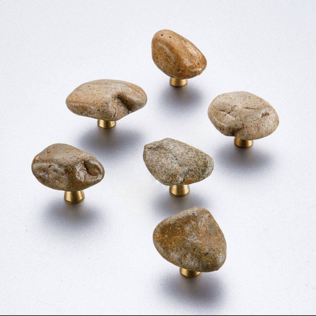 Creative Pebble Stone Handle ลิ้นชักอุปกรณ์เสริมเฟอร์นิเจอร์มือจับประตู Pebble Stone Handle 25.10.29