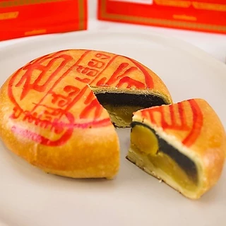 ขนมเปี๊ยะไข่เค็ม (ไซส์ ใหญ่) by ขนมเปี๊ยะเฮ่งเฮียง ต้นตำหรับขนมเปี๊ยะบางเลน