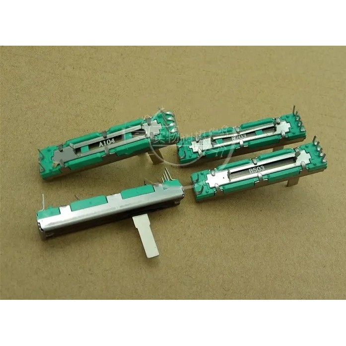 4PCS 45MM Potentiometer A10K A20K A50K A100K Original Potentiometer mixer fader A10K 45 มม.A10KX2 A2