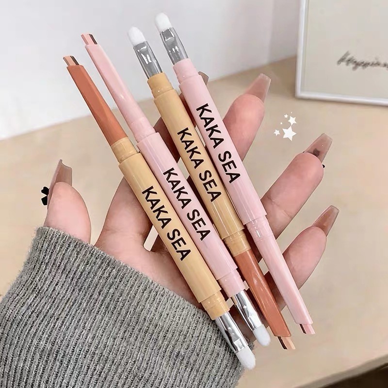 my-shop:แปรงไหม หัวคู่ ดินสอโอควัสไฮไลท์ ทาสีและปัดเบลล์ในอันเดียว ใช้ง่ายเหมาะกับมือใหม่- หัวคู่ ดินสอโอควัสไฮไลท์EM750