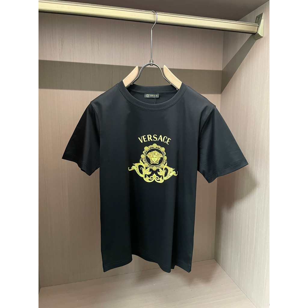 Versace/Versace ผู้ชายผู้หญิงเสื้อยืดพิมพ์แขนสั้นกีฬาเสื้อยืดฟิตเนส Hip-Hop Casual QP3C