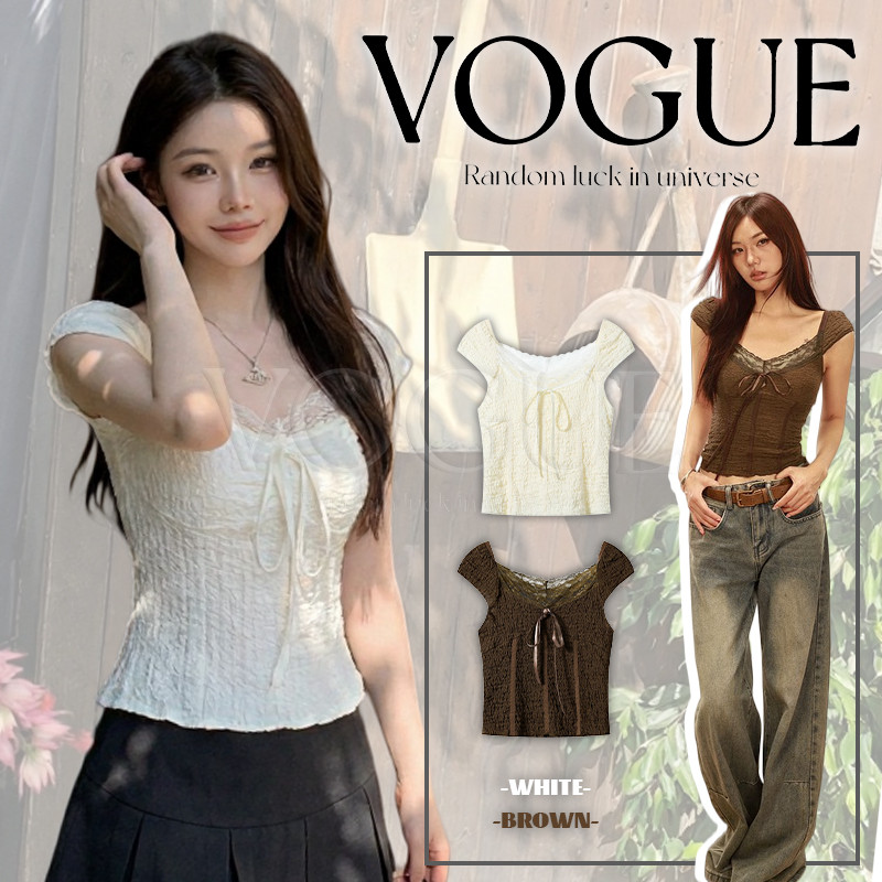 Vogue พร้อมส่ง เสื้อแขนสั้นสำหรับผู้หญิง ตกแต่งลูกไม้ผูกโบว์ เน้นสัดส่วนกระชับเอว (60325)