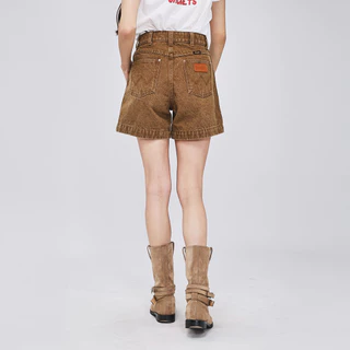 WRANGLER กางเกงยีนส์ขาสั้นผู้หญิง คอลเลคชั่น Beyond Denim รุ่น WR F126WSHON09 - สีเบจ
