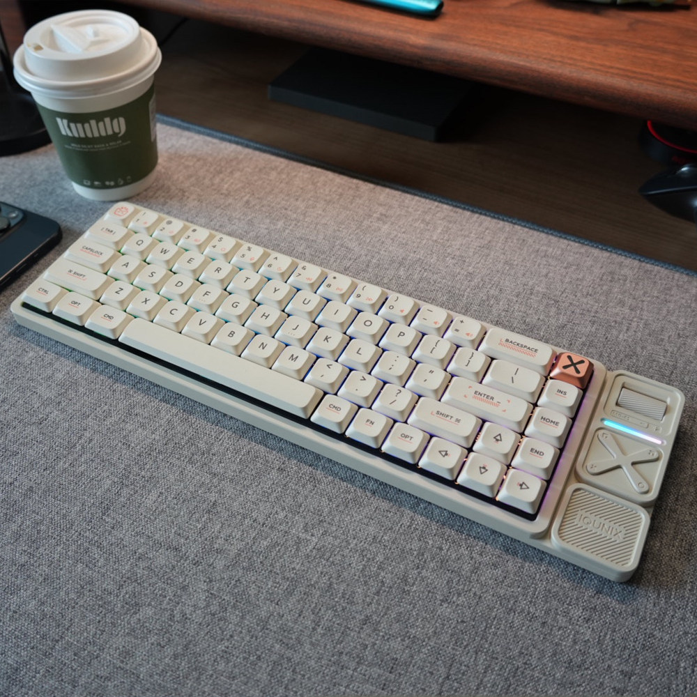 IQUNIX โรงงานอลูมิเนียม MG65/75pro คีย์บอร์ดแบบกลไกแกนต่ําไร้สายบลูทูธแบบพกพาสํานักงานแท็บเล็ตโน้ตบุ