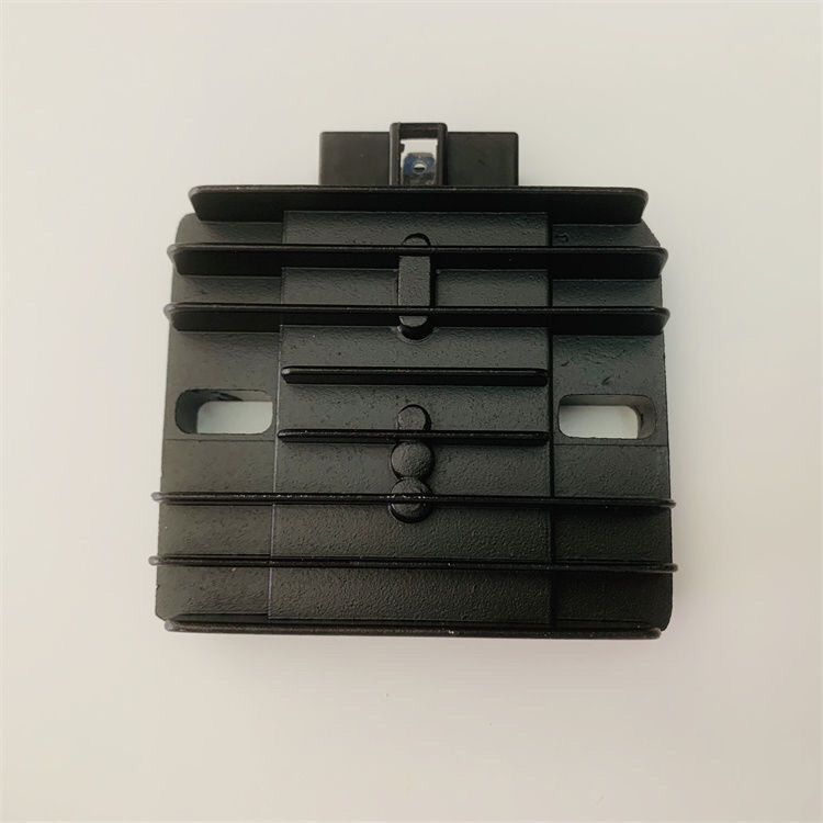 Qianjiang รถจักรยานยนต์ QJ150-17A Lamborgh QJ150-19C QJ250 เครื่องปรับแรงดันไฟฟ้า Charger