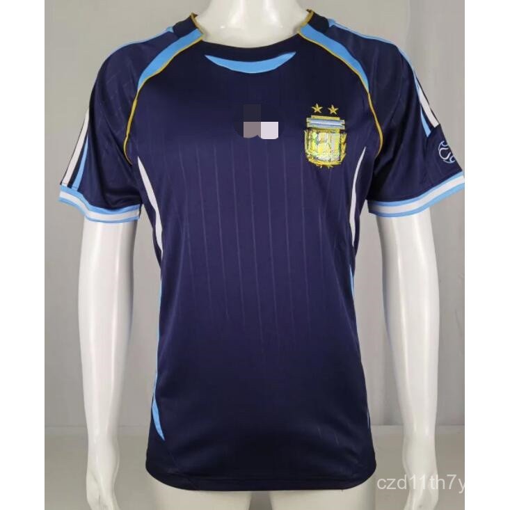 [รูปแบบใหม่]2006 Argentina MESSI RIQUELME เสื้อฟุตบอลย้อนยุคคุณภาพสูงเสื้อยืดแบบกําหนดเองเสื้อฟุตบอล