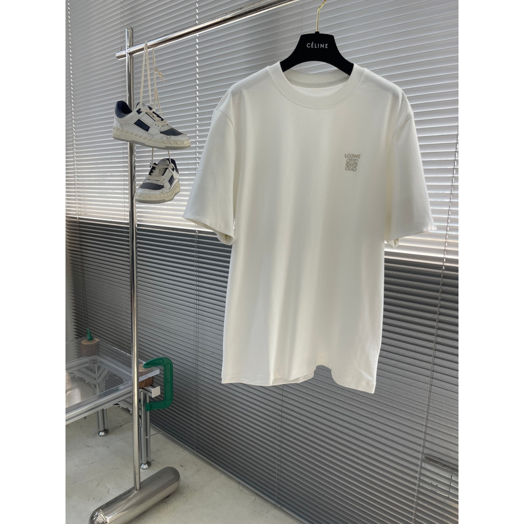 Loewe/Loewe/2026 คลาสสิกรอบคอแขนสั้นเสื้อยืดผู้ชายผู้หญิงสไตล์ใหม่จดหมายพิมพ์โลโก้พิมพ์ฤดูใบไม้ผลิแฟ