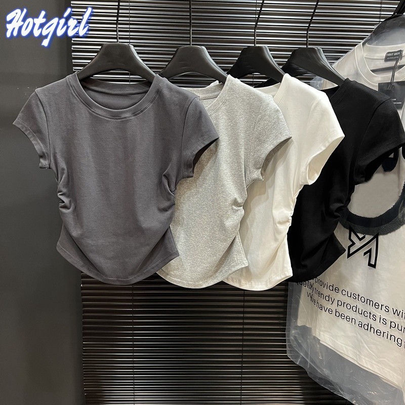Hotgirl พร้อมส่ง เสื้อยืดผู้หญิง เสื้อแฟชั่น ผ้ายืดรูปทรงสวย น่ารัก ด้านข้างออกแบบจีบ แขนสั้นคอกลม สไตล์ย้อนยุคเกาหลี