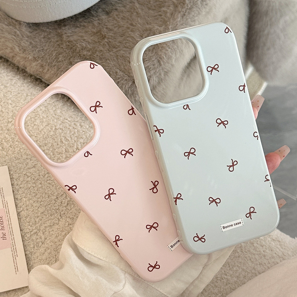 เคสโทรศัพท์ป้องกันดอกไม้สีชมพูใสขอบสีน้ําเงินทําจาก ทีพียู เหมาะสําหรับ ไอโฟน 11, 12, 13, 14, 15, 16, 17 มือโปร สูงสุด
