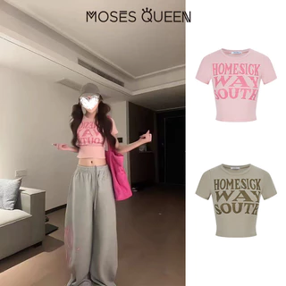 MOSESQUEEN มอสเนสควีน เสื้อยืดแขนสั้นพิมพ์ลายตัวอักษรสีชมพูเปิดด้านหน้าสําหรับฤดูร้อนสไตล์สาวฮอตเสื้อแขนสั้นทรงเตี้ย #63950