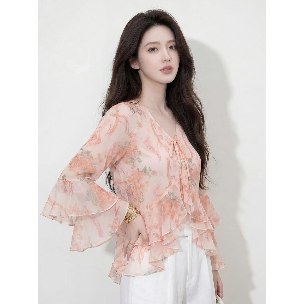 XUHENJIAN ชุดฤดูร้อน 2026 ด้านนอก Flared Sleeve Tulle High-End Ruffled ดอกไม้ v คอชีฟองแขนยาวครีมกัน