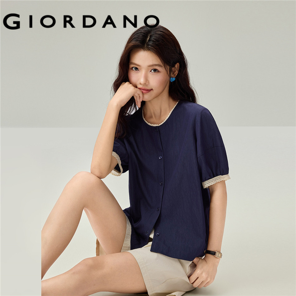 GIORDANO WOMEN Lace trim short sleeve denim-like blouse 18346222