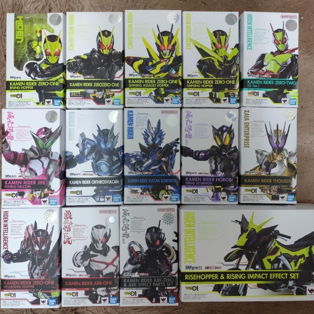 SHFiguarts - SHF Reiwa Kamen Rider Zero-One / Vulcan / Thouser / Ark Masked Knight รุ่น
