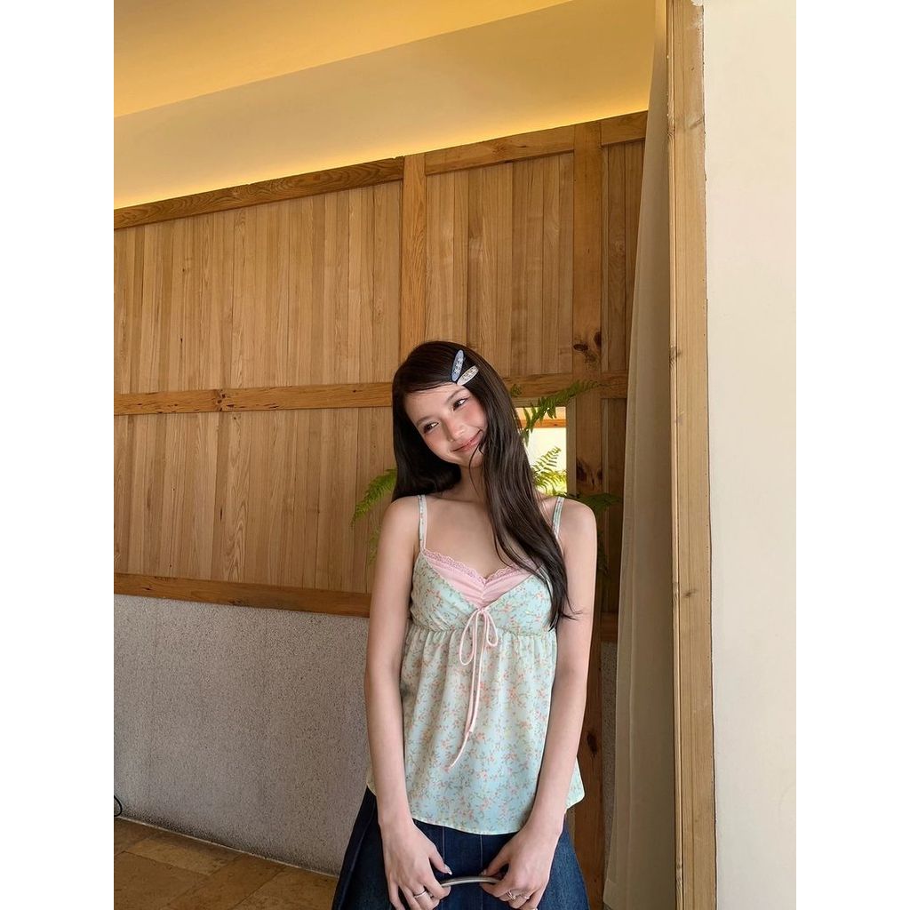 เสื้อกั๊กลูกไม้ฝรั่งเศสสลิงลายดอกไม้