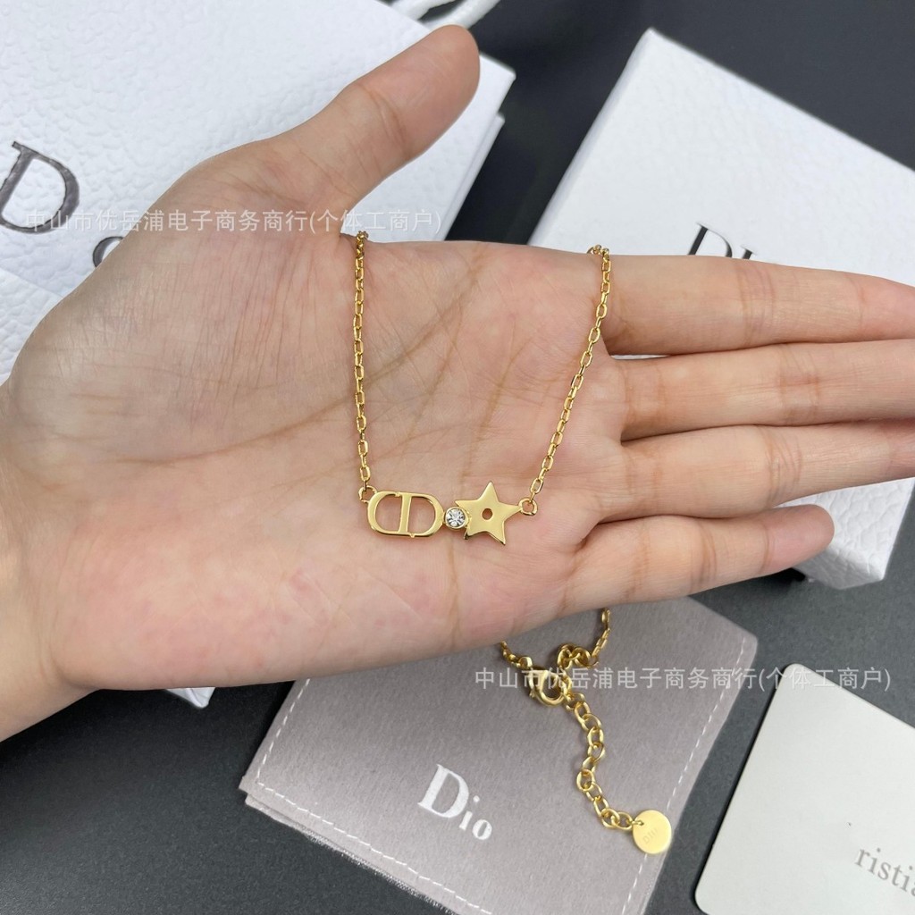 Yeah รุ่น Dijia Ds Letter CD Star สร้อยคอหญิงหวาน High-End อินเทรนด์ Clavicle Chain yyy8.24