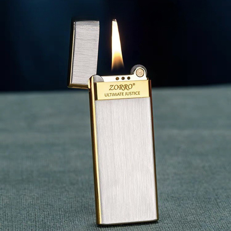 ไฟแช็คทองเหลือง Zorro Zorro บุคลิกภาพสร้างสรรค์ ไฟแช็คบางเฉียบ ไฟแช็คคลาสสิก