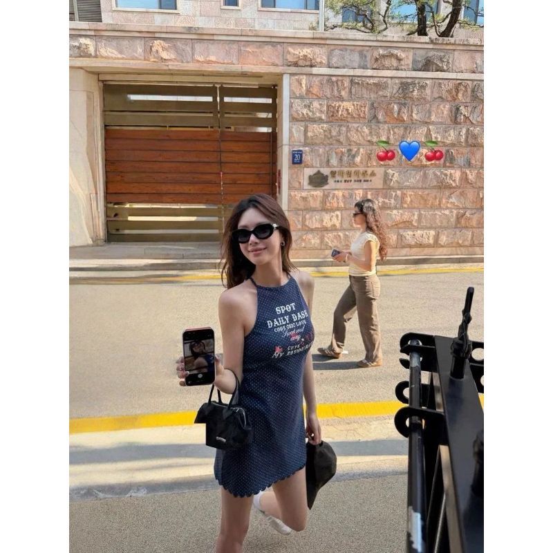 [ลดราคาจํากัดเวลา] American Retro Polka Dot Letter Print Halterneck Summer Slim-fit Slimmer Look Dress