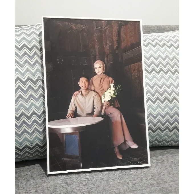 PHOTO PRINT + BLOCK FRAME (10RS) 20X30 CM