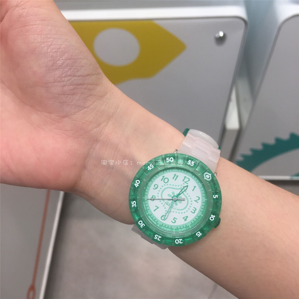 Swatch Swatch Swatch นาฬิกาโปร่งใสหญิง ins สไตล์ Influencer Jelly นาฬิกาเด็กญี่ปุ่นนาฬิกาตัวชี้นาฬิก