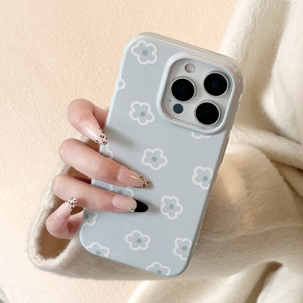 เคสโทรศัพท์ป้องกันดอกไม้เล็กๆลายทางสีฟ้าและสีขาวเหมาะสําหรับ ทีพียู สําหรับ ไอโฟน12 13 14 15 16 17มือโปร สูงสุด