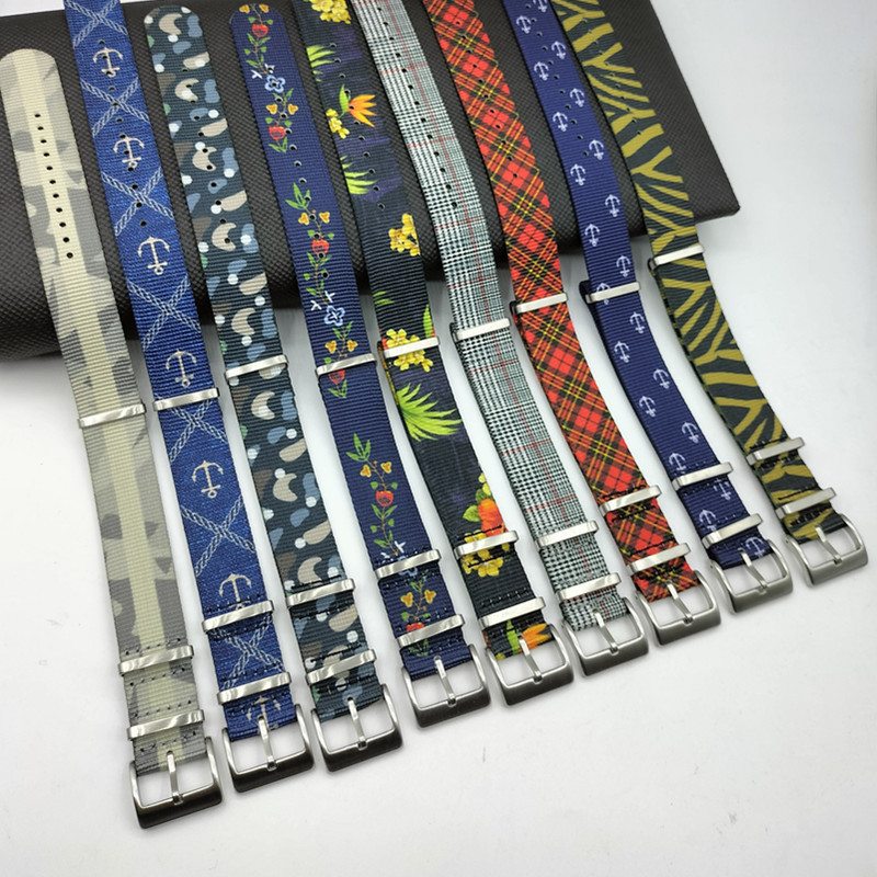 7/18✈18/20/22mm NATO Nylon Strap Striped Two-Color NATO สายรัดข้อมือแฟชั่นสายสองสี