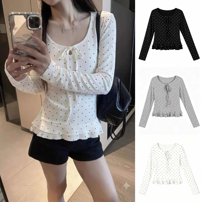 Bree เสื้อยืดแขนยาวผู้หญิง ลายจุด ดีไซน์ผูกโบว์หน้า คอปก ทรงกระชับดูผอม ใส่เป็นชั้นในได้ สไตล์เกาหลีแฟชั่น