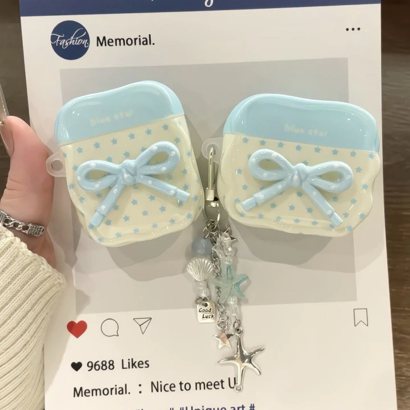 โบว์ 3D สีฟ้าสีขาว Polka Dot AirPods 4/3/2/1 ซิลิโคนป้องกันการตกฝาครอบป้องกัน AirPodsPro3 เคสหูฟัง