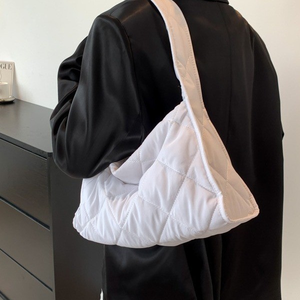 Gelato bag กระเป๋าสะพายข้าง กระเป๋าก้อนเมฆ มี12สี