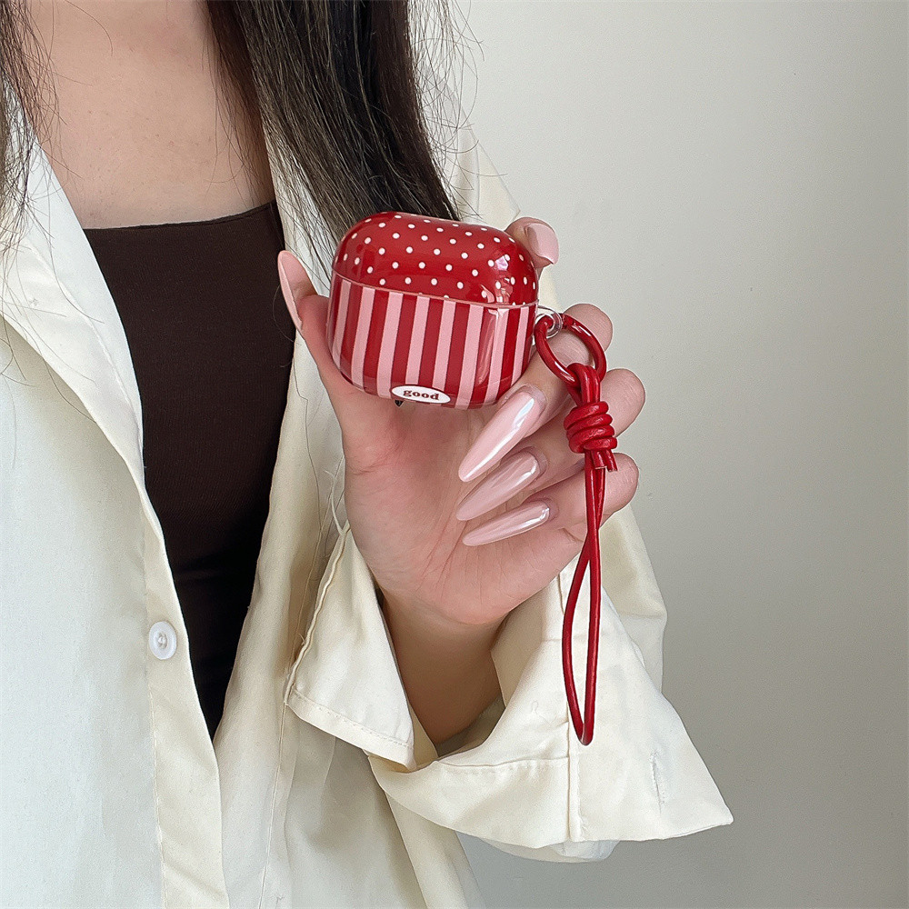 Classy Red Stripes Wave point Matching สําหรับ AirPods Pro3 4 pro2 Airpods 1 2 3 เคสป้องกัน 2nd Generation 3rd IMD หูฟังบลูทูธ Shock-Resistant ของขวัญ