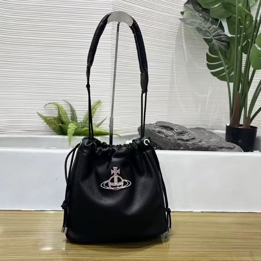 กระเป๋าทรงบัคเกต์สำหรับฤดูใบไม้ร่วง Queen Mother Xi อินเทรนด์ สายคล้องเอวและไหล่ได้ ความจุมาก