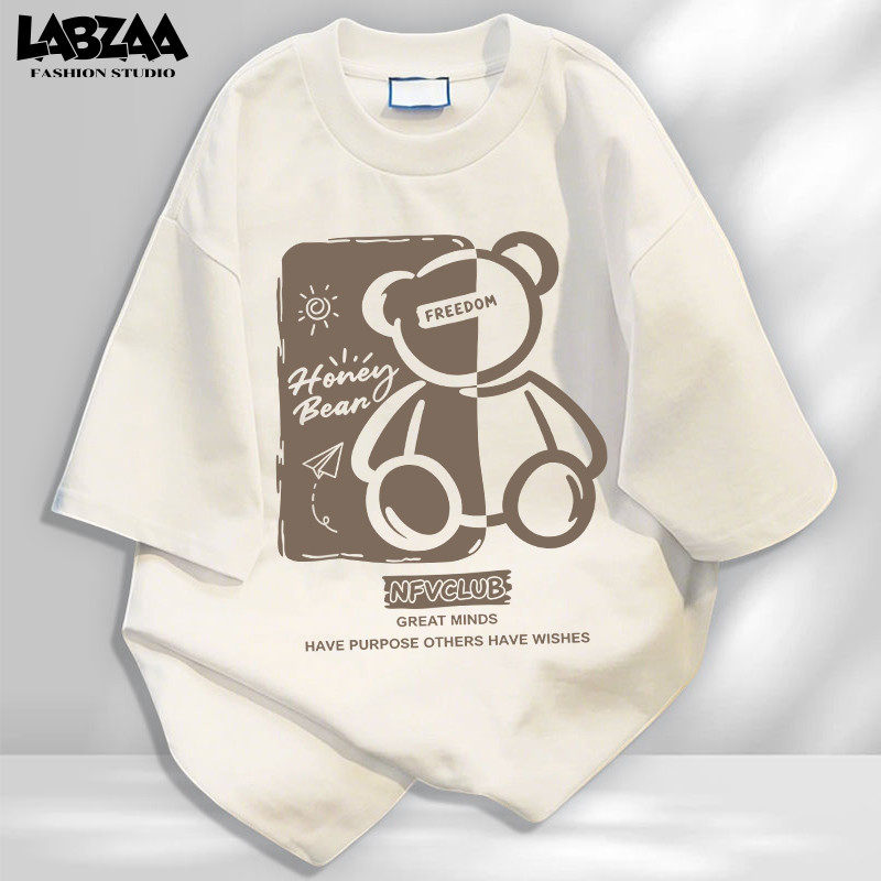 【จัดส่งจากกรุงเทพฯ】LABZAA เสื้อยืดแขนสั้นคอกลม สะดวกสบาย ลายพิมพ์หมีน่ารัก Oversized ระบายอากาศ YG2716