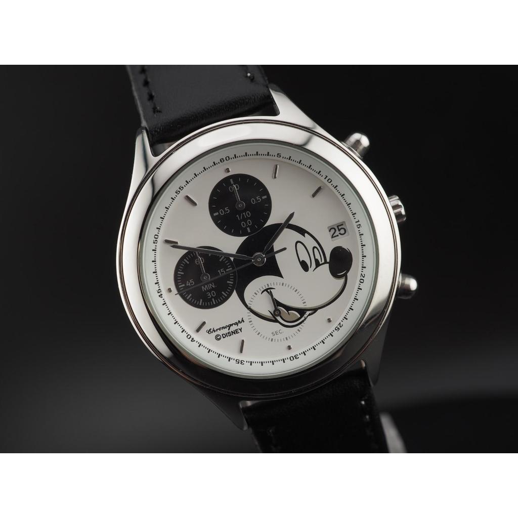 Vintage N MINT Seiko Disney Mickey Chronograph V657-D001 Qz 39mm Mens Watch