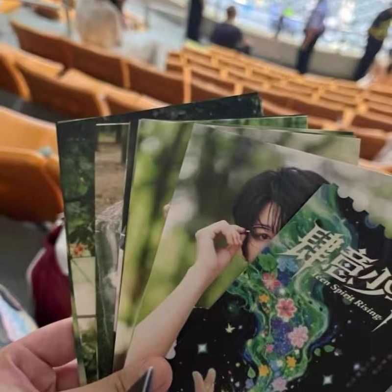 Four Generations Four Items Youth Chongqing Meeting Gift Pack Ticket Stub Plus 14 โปสการ์ด