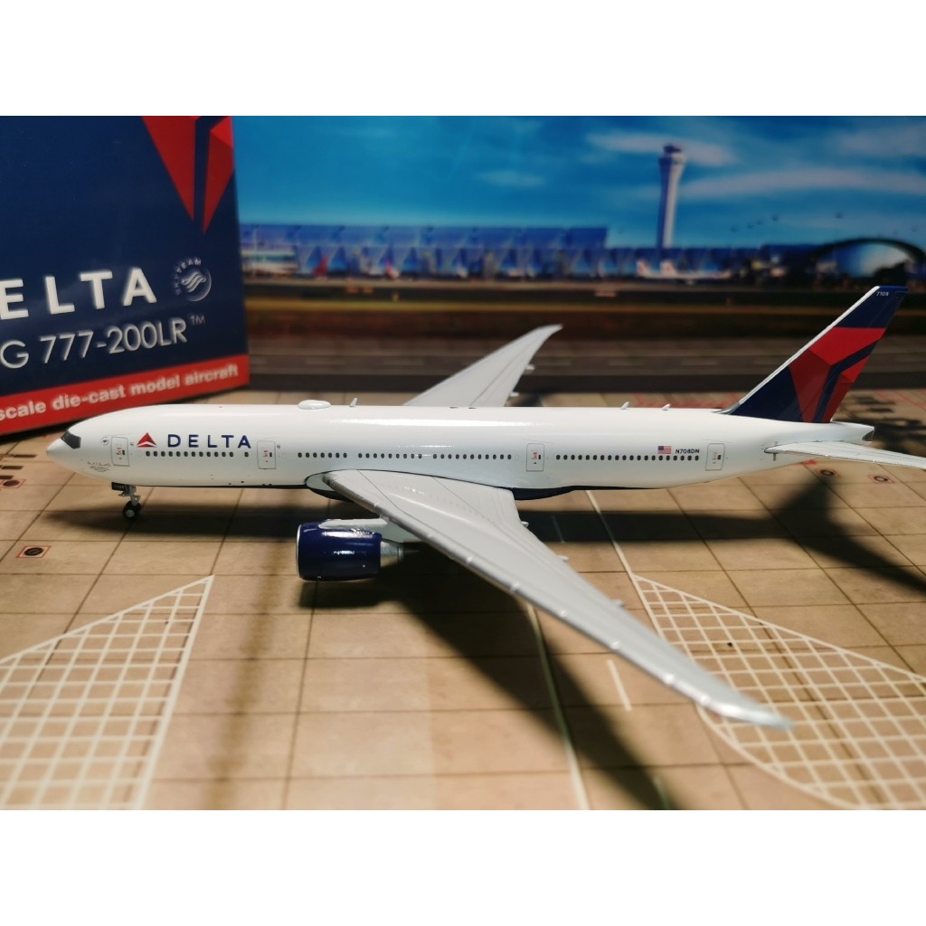 [คลังสินค้าพร้อม] ยี่ห้อ: Geminijets Model: B777-200LR Air Driver: Teminijets Listered Number: N708D