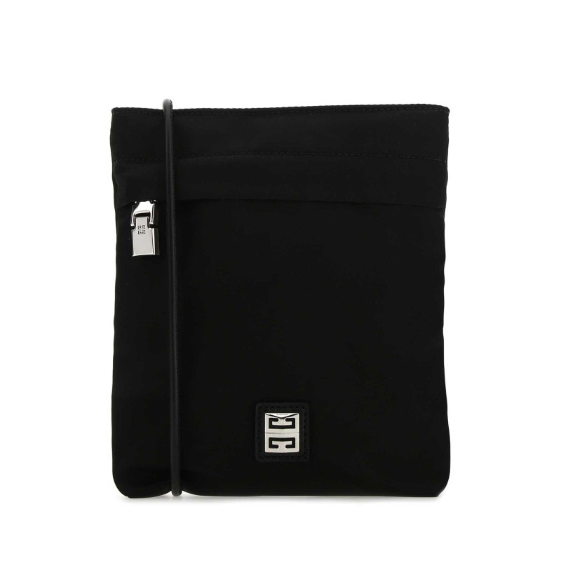 GIVENCHY GIVENCHY Functional กระเป๋าเดินทาง กระเป๋าสะพายไหล่ผู้ชาย BK608YK17N 001-CO