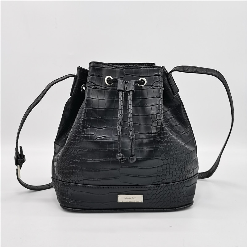 ponypony กระเป๋า mitr bag ส่งออกการค้าต่างประเทศจีบกระเป๋าทรงจีบลายจระเข้แนวทแยง