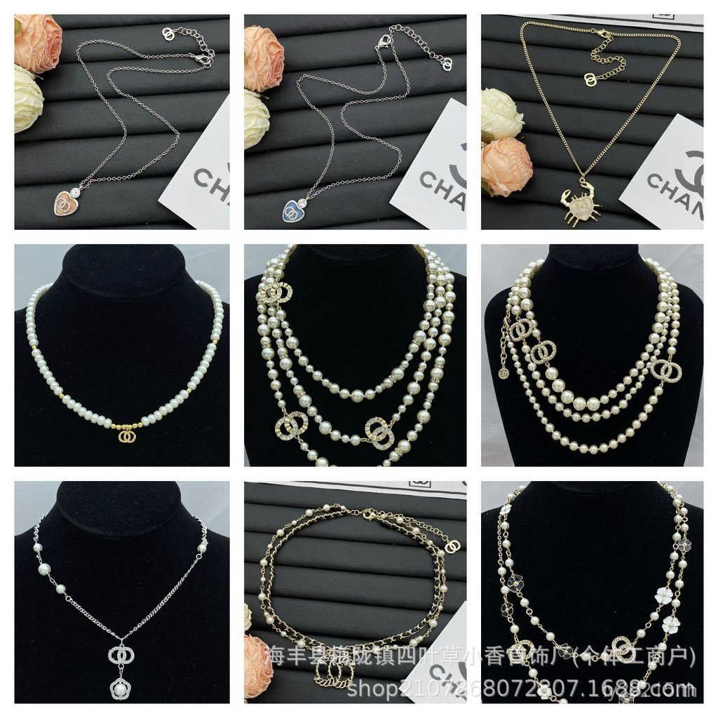 สร้อยคอสำหรับผู้หญิง แบบไฮเอนด์ กลิ่นหอม พร้อมลายพิมพ์เหมือนในแอพ Little Red Book / รหัส.AD1W