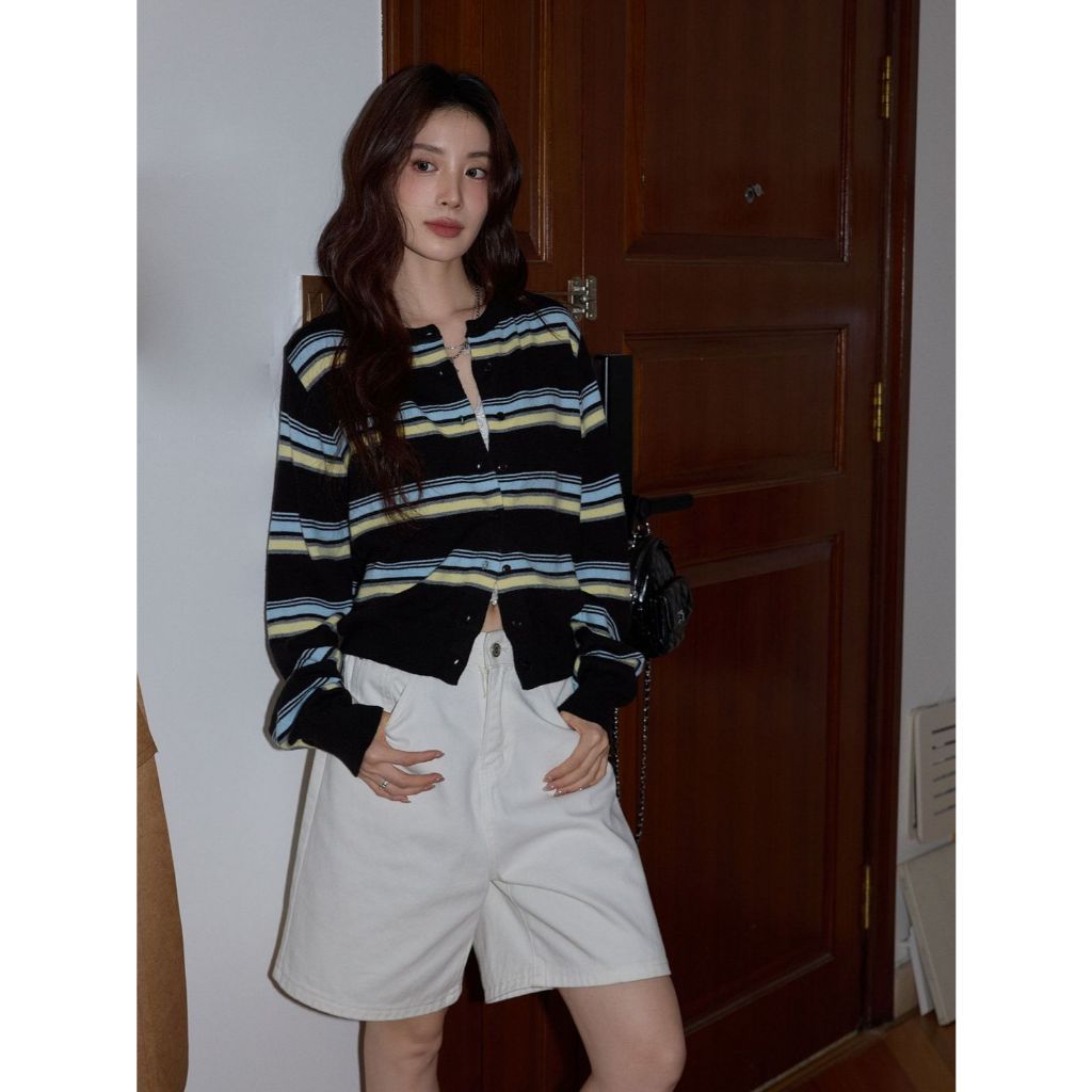 เสื้อคาร์ดิแกนเข้ารูปสไตล์เกาหลี ลายทางสีดำ สำหรับฤดูใบไม้ร่วง