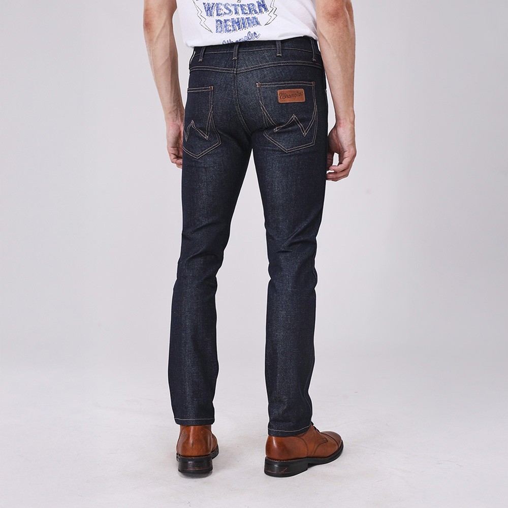 WRANGLER กางเกงยีนส์ผู้ชาย เอวต่ำ ทรงเข้ารูป รุ่น WR รูปที่ 4