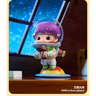POPMART DIMOO WORLD x PIXAR ตัวเลขกล่องตาบอดของขวัญ Buzz Lighyear WoodyLotso Russell 5OKQ